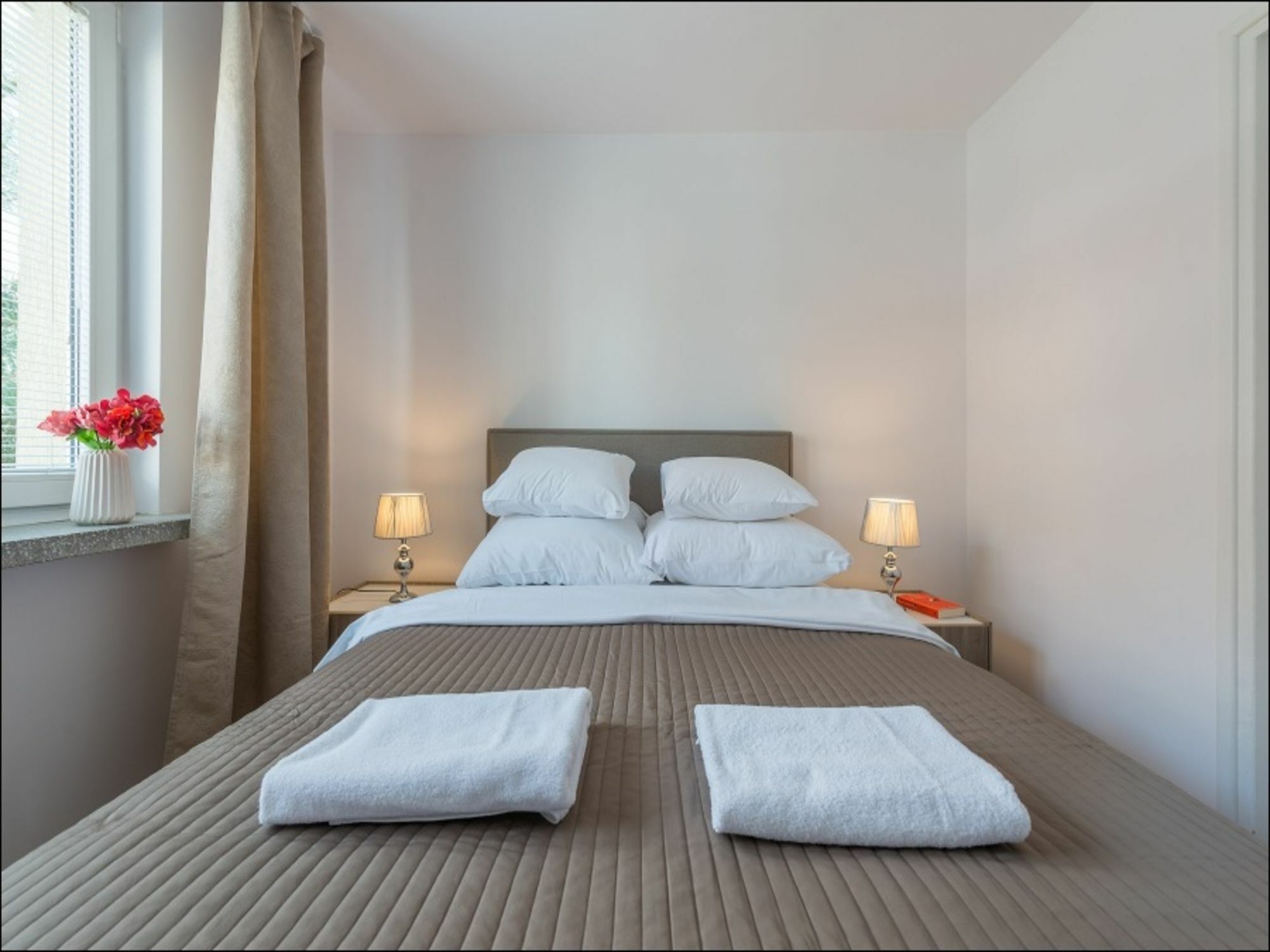 P&O Serviced Apartments Pulawska Warszawa Eksteriør bilde